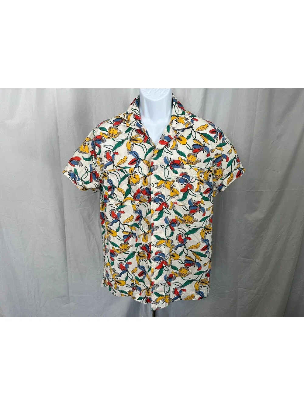 J. Crew Men's Ivory w/ Multicolor Detail Loop Collar s/s Shirt Medium M